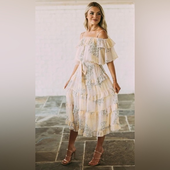 Fate Dresses & Skirts - NWT Fate Floral Midi Dress  - Bundle and Save!